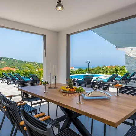 Luxury Bava-5minutes To Center *