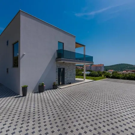 Luxury Bava-5minutes To Center Zvekovica