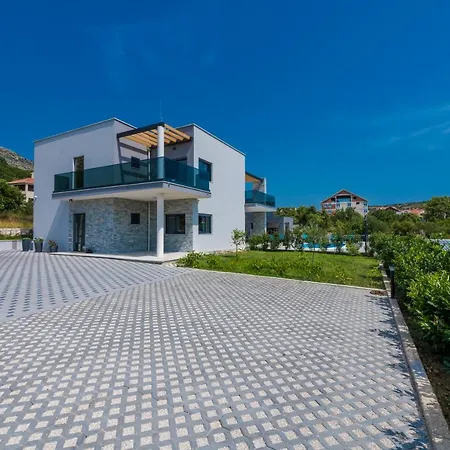 Villa Luxury Bava-5minutes To Center *