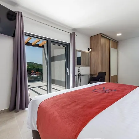 Villa Luxury Bava-5minutes To Center