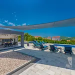 Luxury Bava-5minutes To Center * Zvekovica