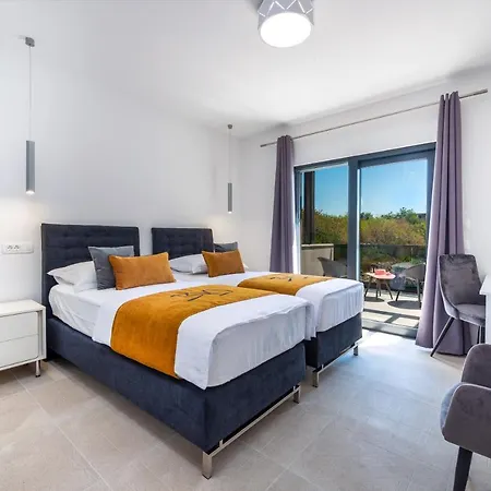 Villa Luxury Bava-5minutes To Center *